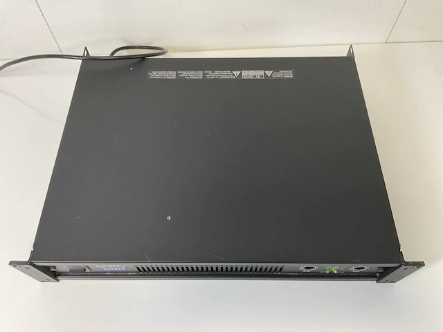 Qsc (cx302v), audio 2-channel 300 w power amplifier rack - afbeelding 5 van  7