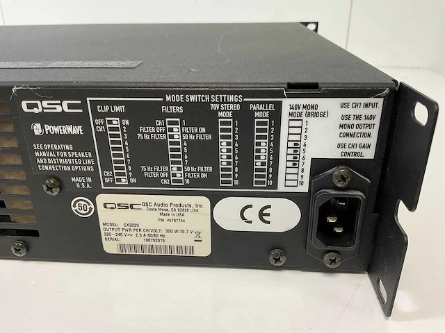 Qsc (cx302v), audio 2-channel 300 w power amplifier rack - afbeelding 7 van  7