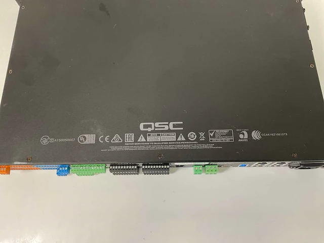 Qsc (q-sys core 110f), network + analog audio channels processor - afbeelding 6 van  7