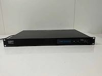 Qsc (q-sys core 110f), network + analog audio channels processor - afbeelding 1 van  7