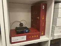 Qsmarter reborn mediaspeler (3x) - afbeelding 1 van  4