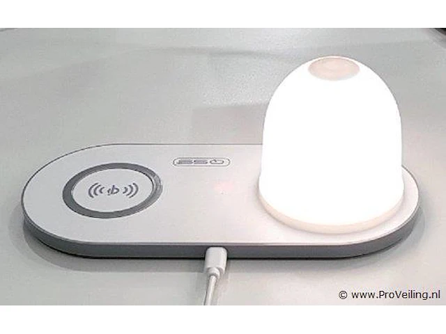 Qss draadloos oplader + nachtlamp - afbeelding 1 van  1