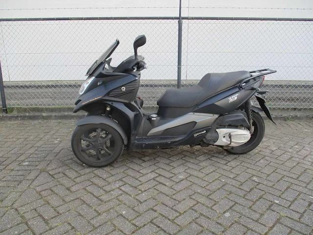 Quadro 350 - driewieler motorscooter - motorfiets - afbeelding 1 van  15