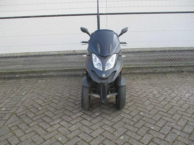 Quadro 350 - driewieler motorscooter - motorfiets - afbeelding 11 van  15