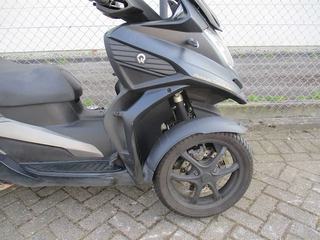 Quadro 350 - driewieler motorscooter - motorfiets - afbeelding 15 van  15