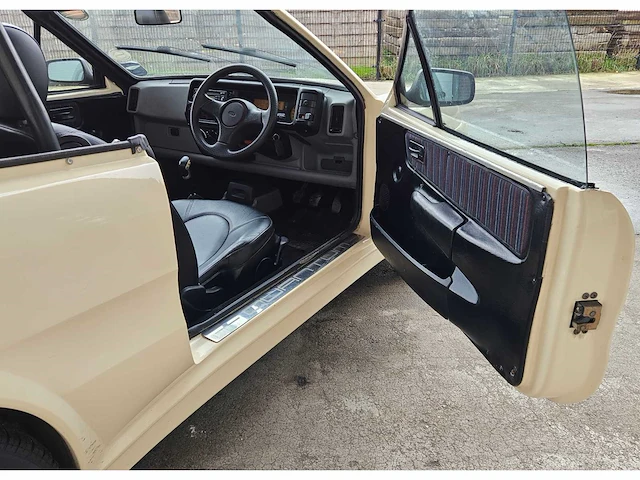 Quantum 2+2 convertible (custom) rhd, gt-285-x - afbeelding 9 van  46