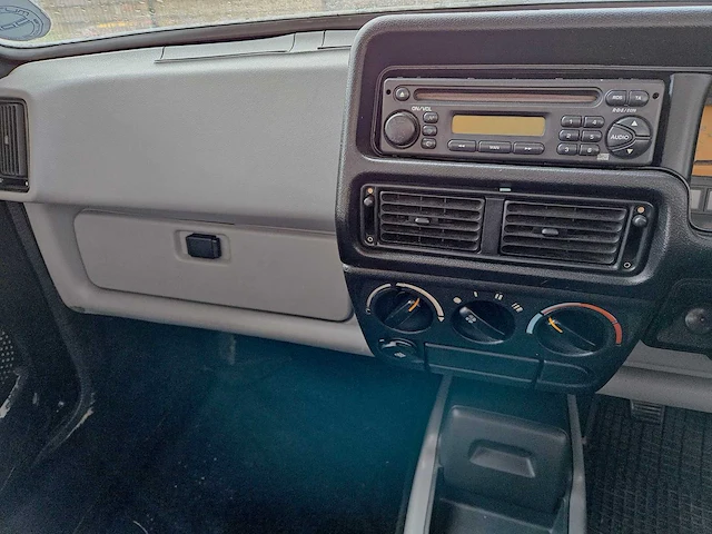 Quantum 2+2 convertible (custom) rhd, gt-285-x - afbeelding 26 van  46