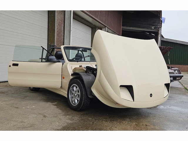 Quantum 2+2 convertible (custom) rhd, gt-285-x - afbeelding 32 van  46