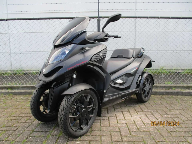 Quardro - vierwieler motorscooter - quardro 4 - motorfiets - afbeelding 7 van  14