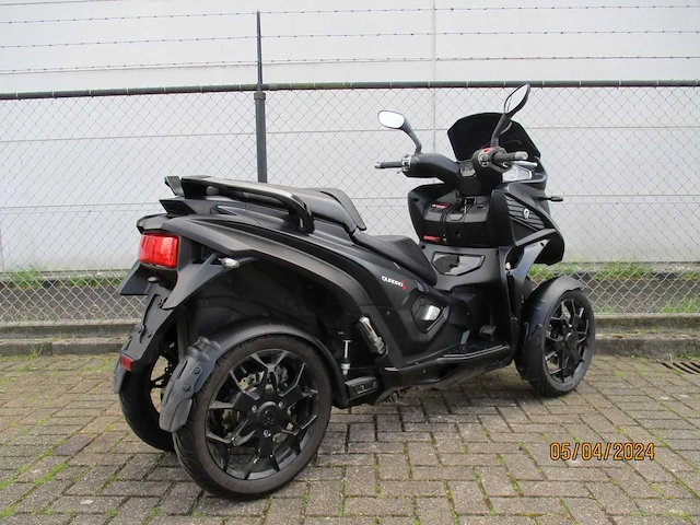 Quardro - vierwieler motorscooter - quardro 4 - motorfiets - afbeelding 13 van  14