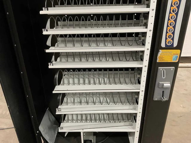 Quasar eurosnacky snoepautomaat - afbeelding 3 van  11