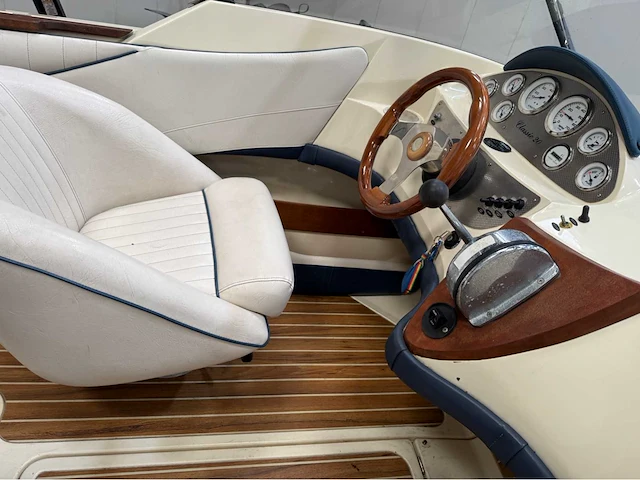 Quicksilver - ornvik - classic 20 - speedboot - 2007 - afbeelding 23 van  46