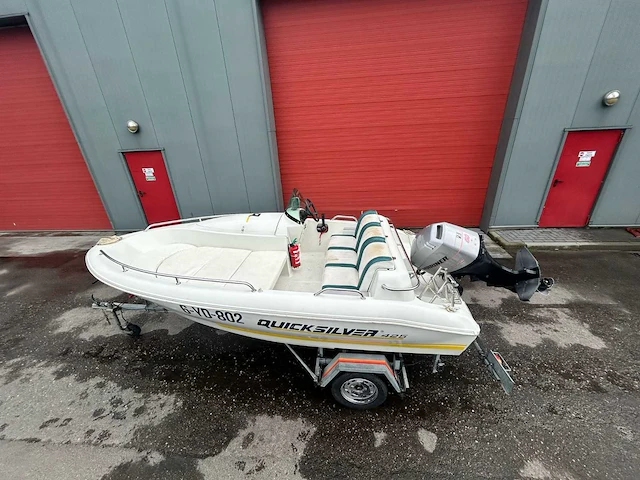 Quicksilver 425 consoleboot met 50pk - afbeelding 5 van  12