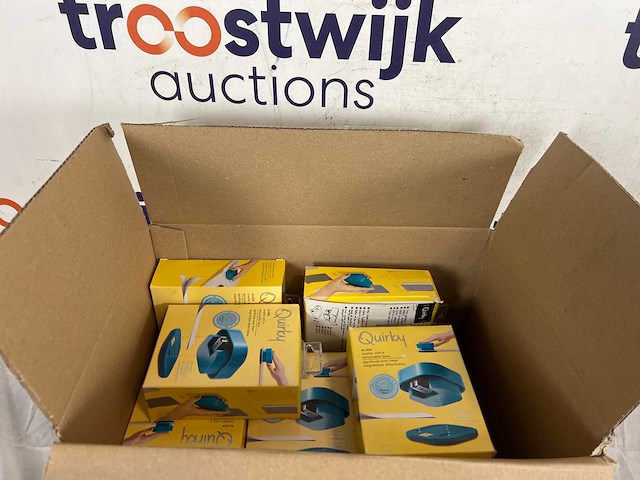 Quirky align - handige nietmachine uit twee delen - afbeelding 2 van  2