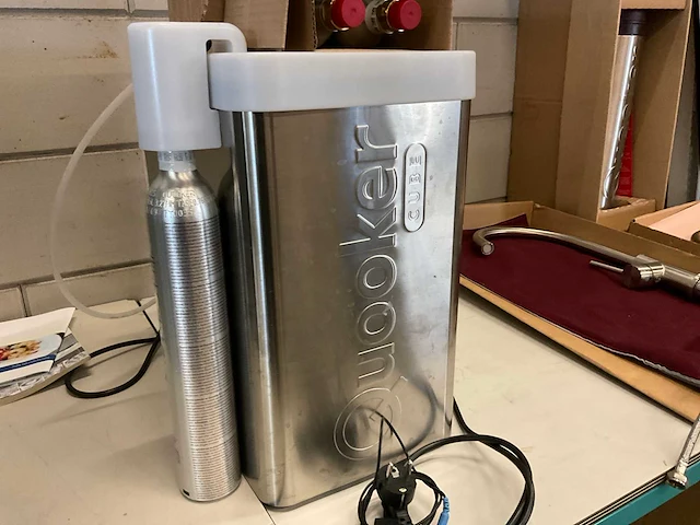 Quooker cube koel en bruisend water reservoir - afbeelding 2 van  4