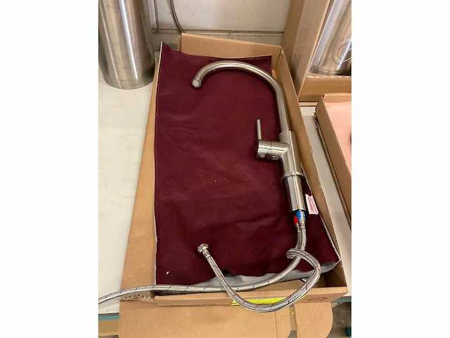 Quooker round rvs kokendwater kraan r1 - afbeelding 2 van  4