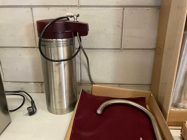 Quooker round rvs kokendwater kraan r1 - afbeelding 3 van  4
