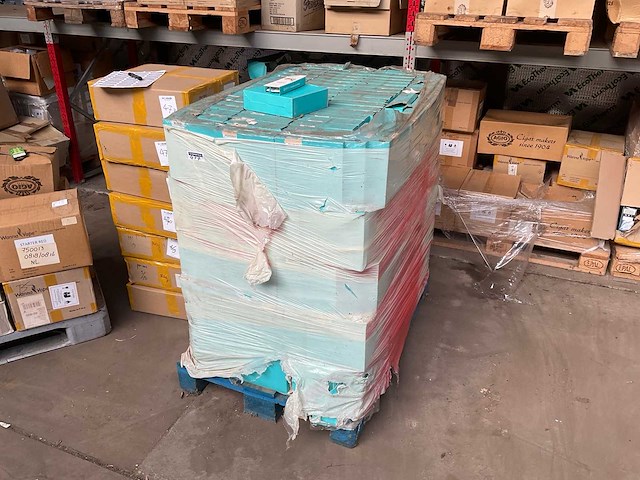 Qwensh water met smaak (mandarijn/gember) - afbeelding 1 van  3