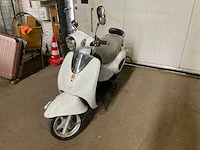 Qwic e-scooter - afbeelding 1 van  10