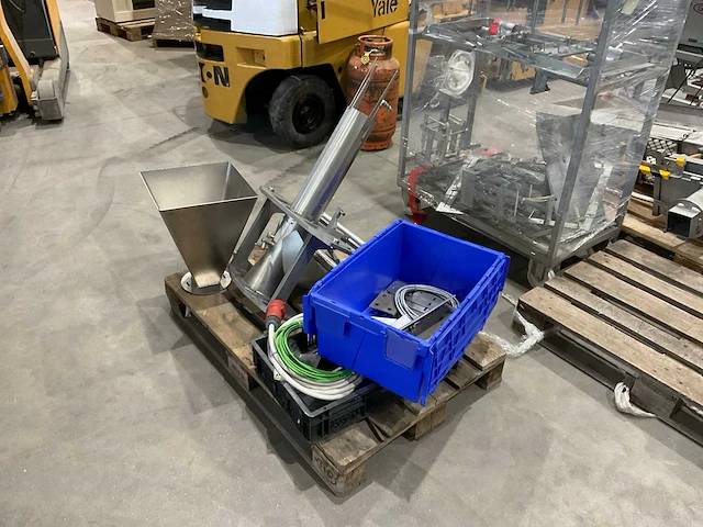 R700 d110 vorm buis skilpack machine - afbeelding 1 van  8