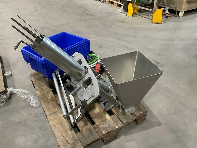 R700 d110 vorm buis skilpack machine - afbeelding 4 van  8