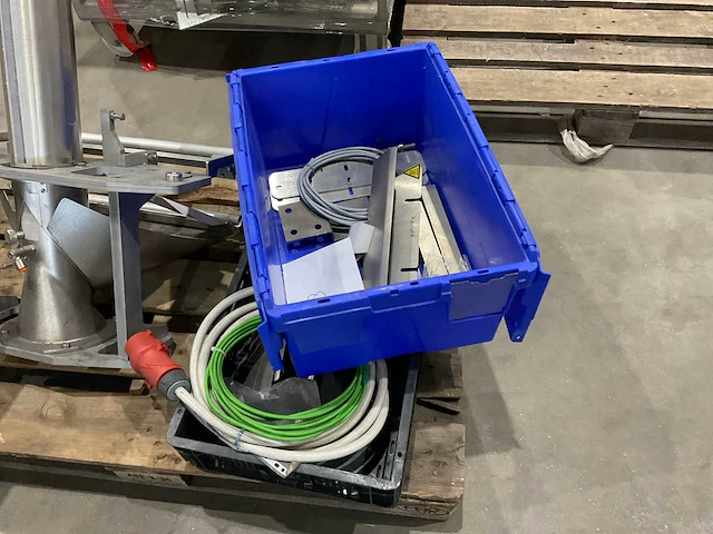 R700 d110 vorm buis skilpack machine - afbeelding 8 van  8