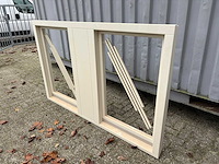 Raamkozijn inclusief 2x draaikiepraam - afbeelding 3 van  3