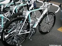 Racefiets - mercedes x trek madone 100% carbon tour de france van €12000,00 - afbeelding 3 van  8