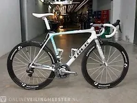 Racefiets - mercedes x trek madone 100% carbon tour de france van €12000,00 - afbeelding 7 van  8