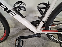 Racefiets, cube, attain - afbeelding 10 van  19