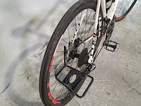 Racefiets, cube, attain - afbeelding 16 van  19