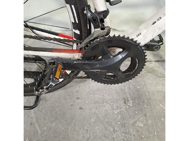 Racefiets, cube, attain - afbeelding 17 van  19