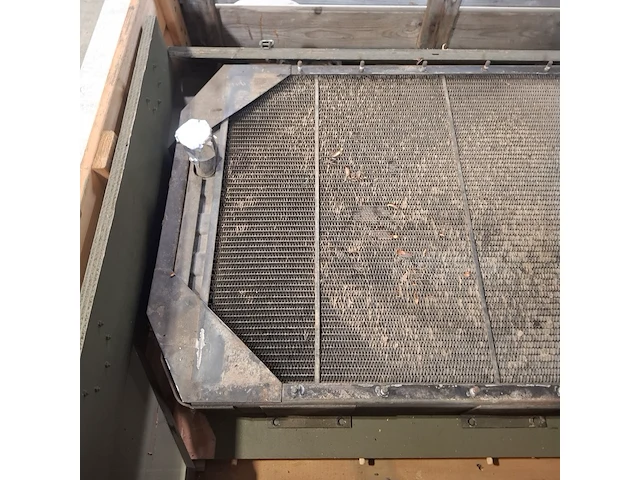 Radiateur in kist - afbeelding 3 van  6