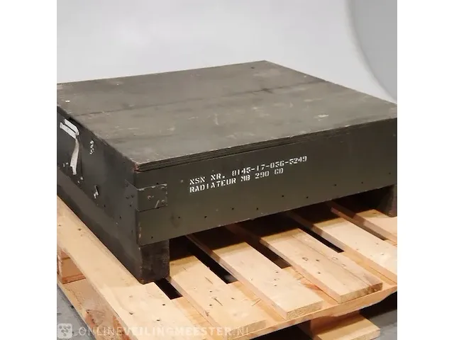 Radiateur in transportkist - afbeelding 2 van  6