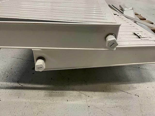 Radiator (2x) - afbeelding 3 van  3