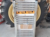 Radiator, eastbrook, wendover, chroom - afbeelding 1 van  4
