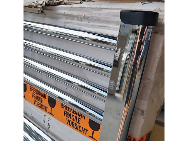 Radiator, eastbrook, wendover, chroom - afbeelding 3 van  4