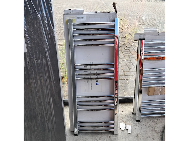 Radiator, eastbrook, wendover, chroom - afbeelding 1 van  4
