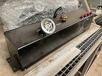 Radiator tank - afbeelding 1 van  5