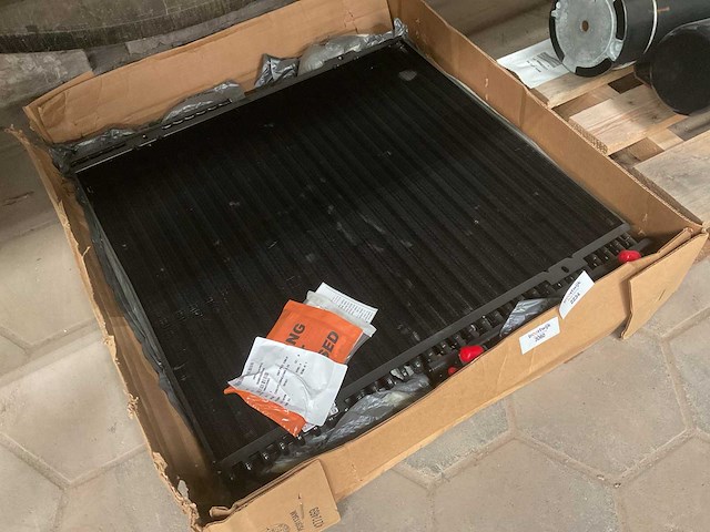 Radiator - afbeelding 1 van  5