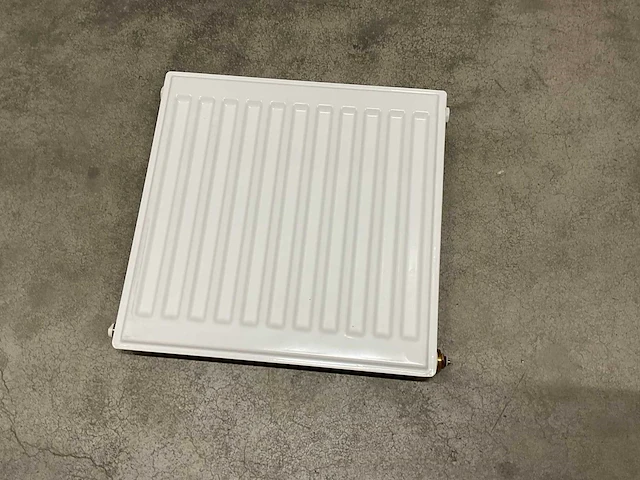 Radiator - afbeelding 1 van  1