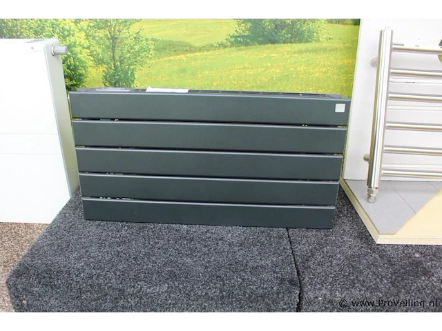 Radiator - afbeelding 1 van  2