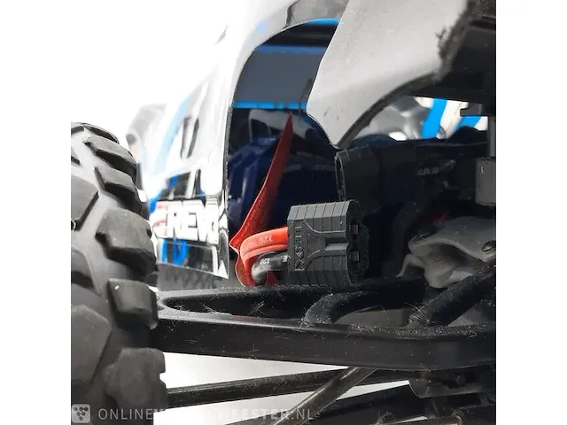 Radiografisch bestuurbare auto traxxas, e-revo vxl - afbeelding 7 van  16