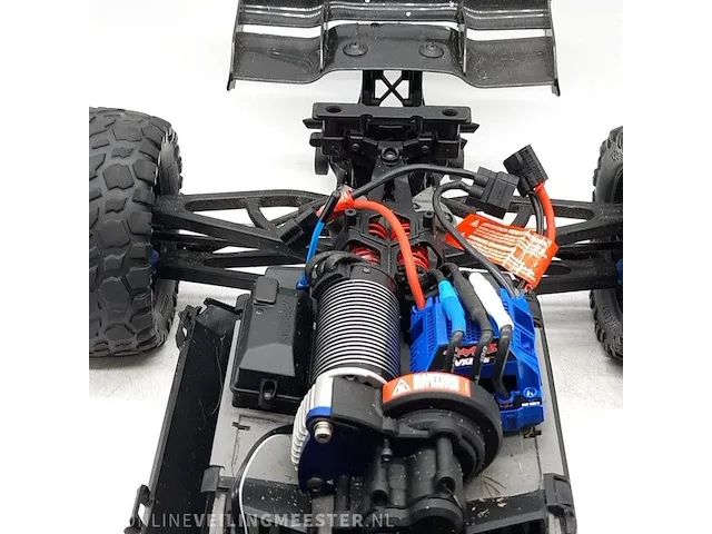 Radiografisch bestuurbare auto traxxas, e-revo vxl - afbeelding 14 van  16