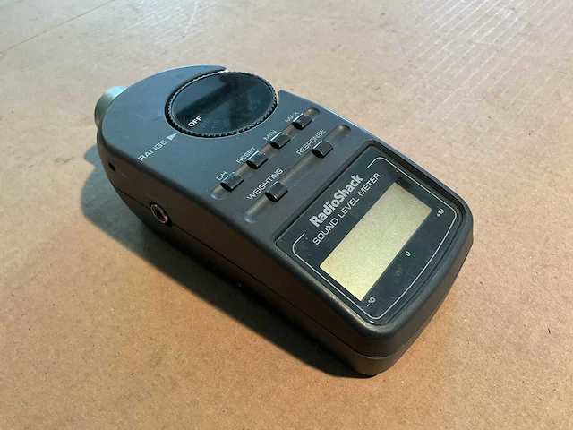 Radioshack rectangular sound level meter - afbeelding 1 van  4