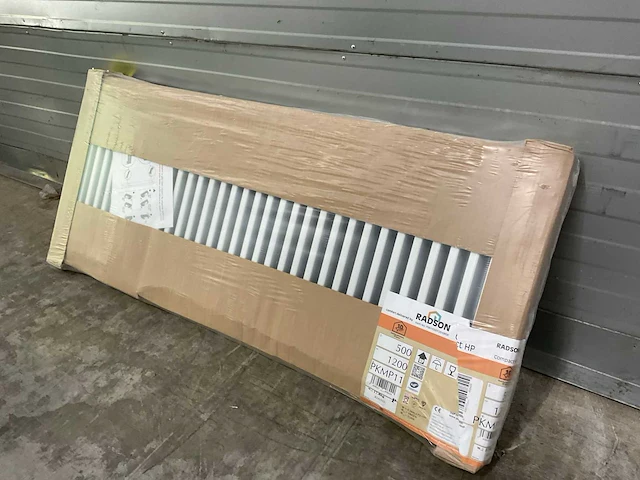 Radson compact hp 11 paneelradiator 1042w (2x) - afbeelding 1 van  7