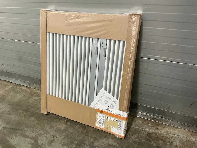 Radson compact hp 11 paneelradiator 1142w (3x) - afbeelding 1 van  9