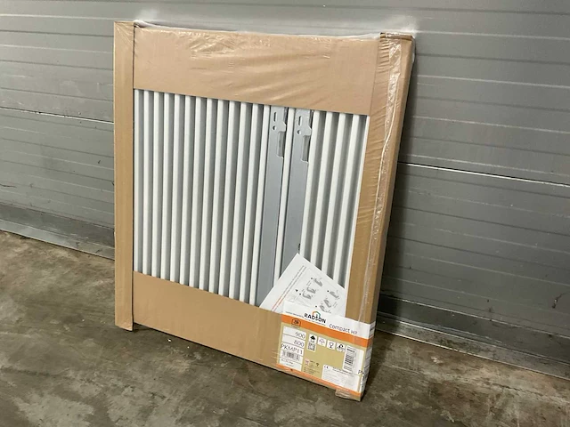 Radson compact hp 11 paneelradiator 1142w (3x) - afbeelding 2 van  9