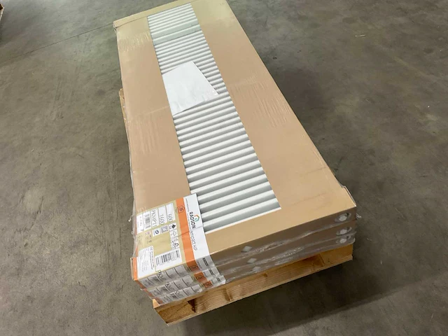 Radson compact hp 11 paneelradiator 1629w (4x) - afbeelding 9 van  9