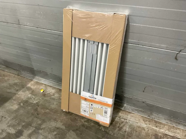 Radson compact hp 11 paneelradiator 492w (6x) - afbeelding 2 van  7